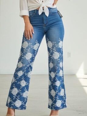 Floral Embroidered Blue Women's Jeans